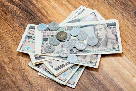 毎月3千円から始める！つみたてビギナーにおすすめの金融商品比較